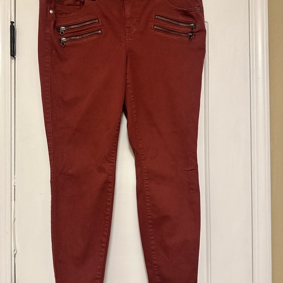Torrid size 16 multi zipper red jeggings - Picture 4 of 6